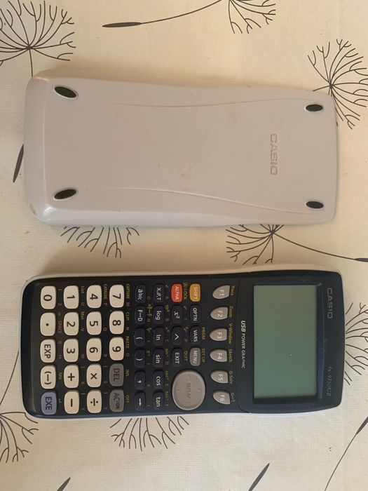 Calculadora gráfica - Casio FX-9750 GII