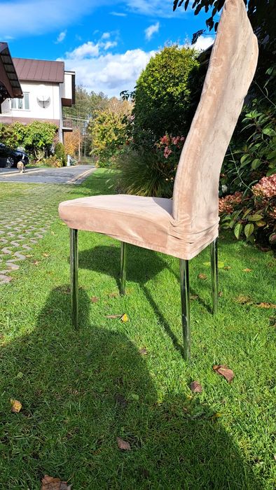 krzesła  plus  stół stan dobry