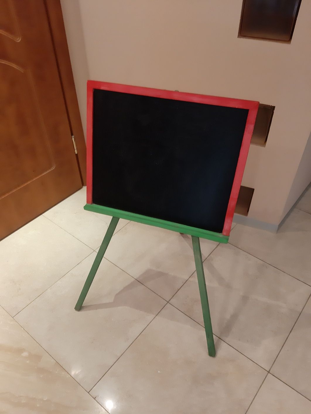Tablica do pisania kredą dla dzieci kolorowa kolekcja używana tkmaxx