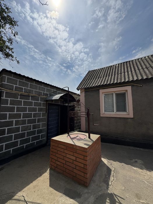 Продаж 2-х будинків у Великій Коренихі по ціні одного!