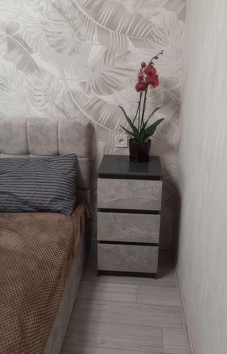 Приліжкова тумба з ящиками приліжкові тумби Прикроватная тумбочка