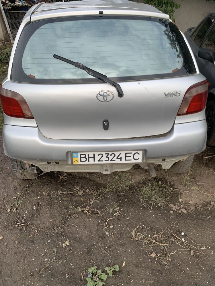Разбор toyota yaris 1,3 2001