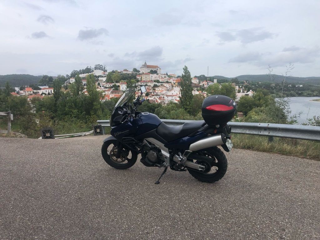Suzuki V-STROM Como nova