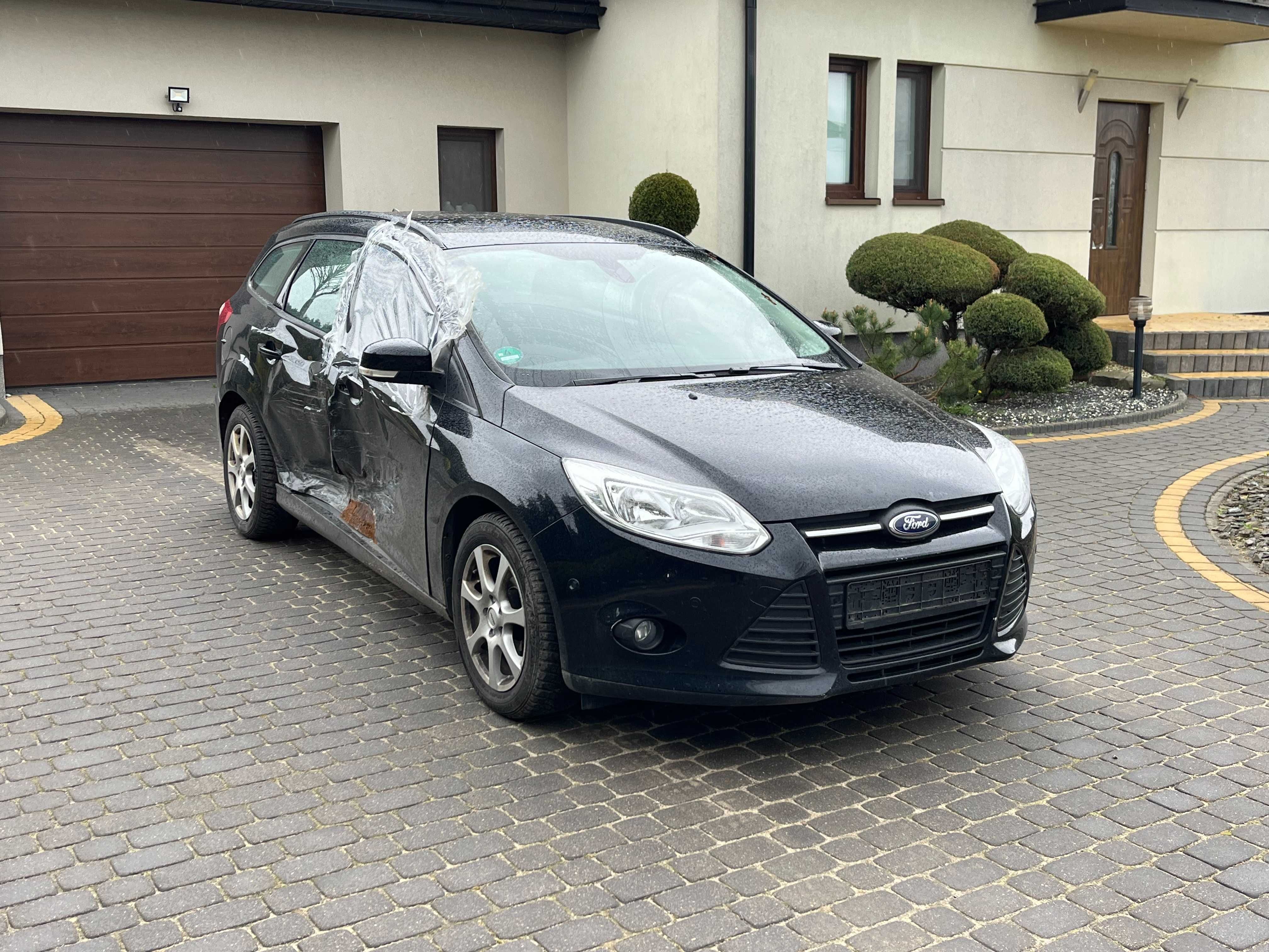 Ford Focus, 2014, 160 tys.km, 1.6 TDCI, Uszkodzony