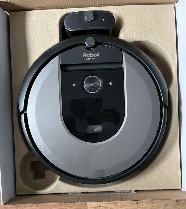 Robot sprzątający iRobot Roomba i715040