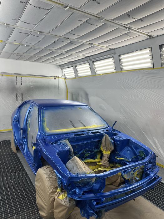 LE GARAGE // BATE CHAPA & PINTURA