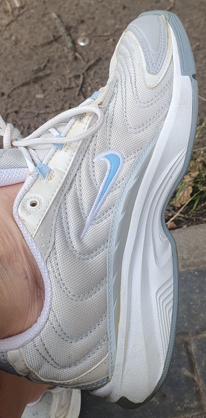 Buty  sportowe nike 36