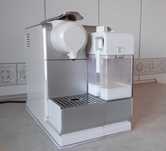 Ekspres do kawy DeLonghi na kapsułki