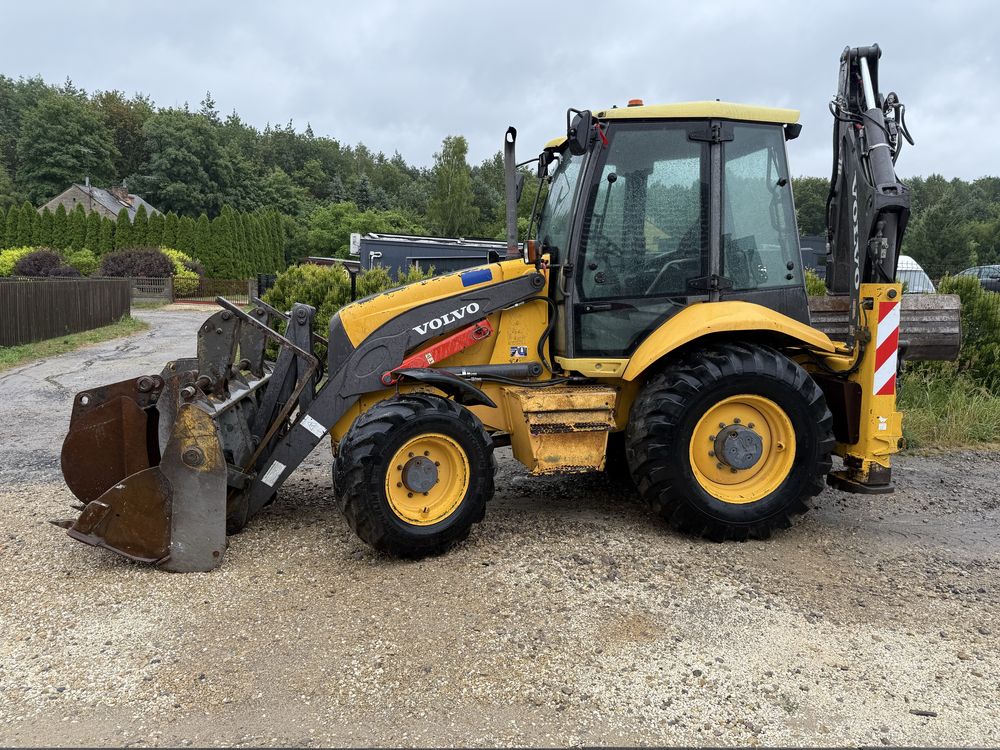 koparko ładowarka volvo bl71  cat jcb