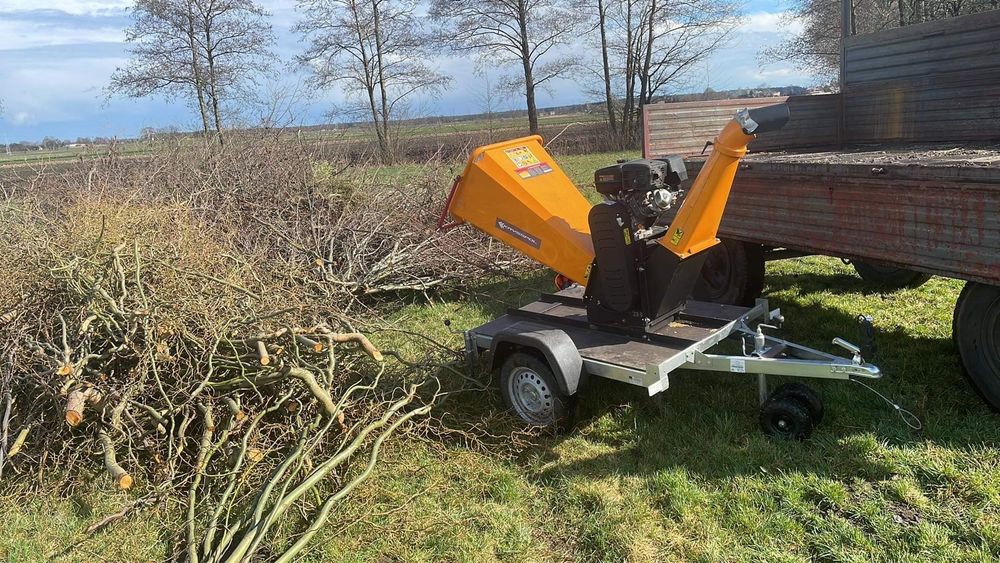 Usługi rębakiem/mielenie gałęzi