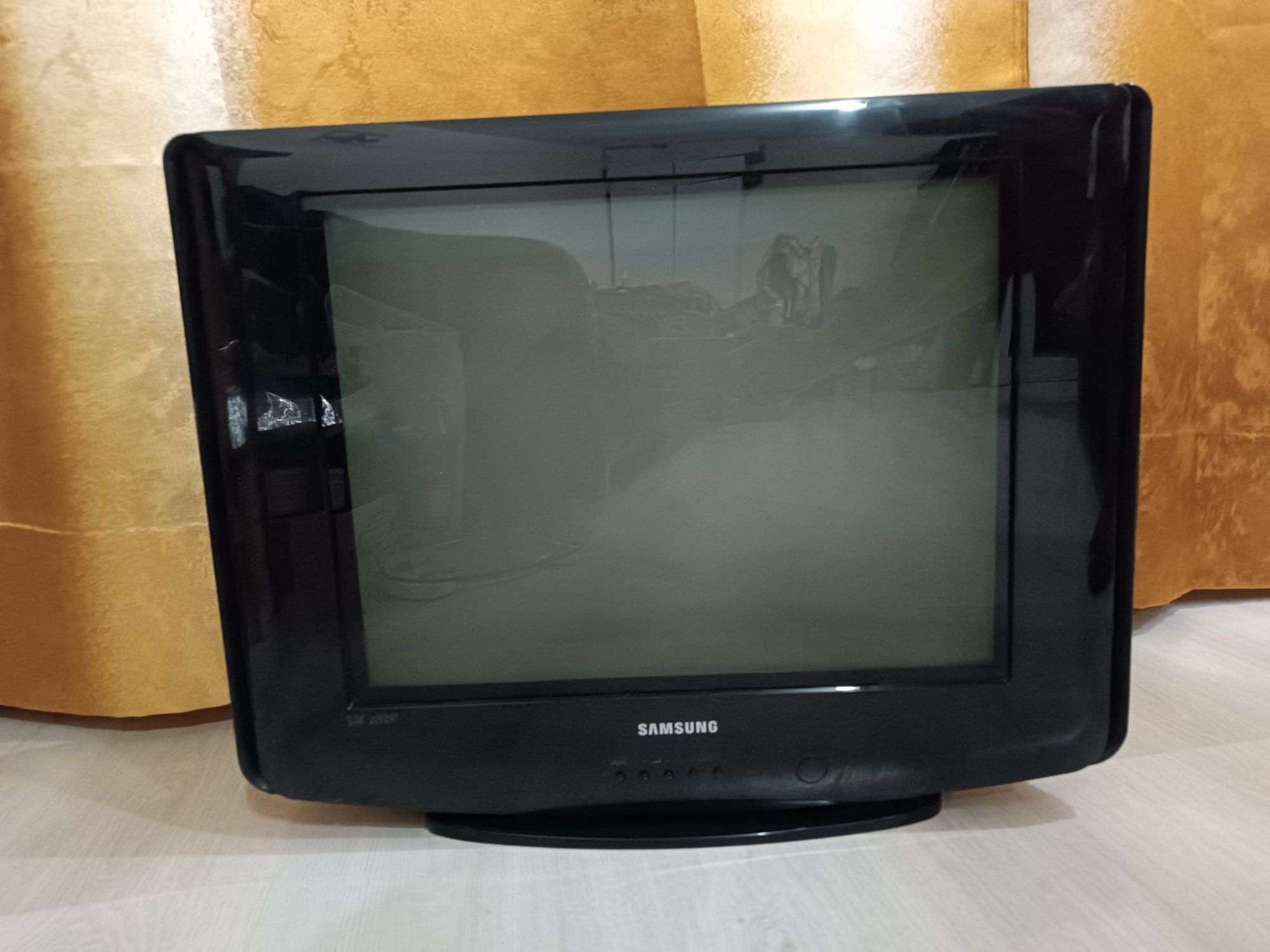 Телевізор Samsung CS-21Z58Z3Q