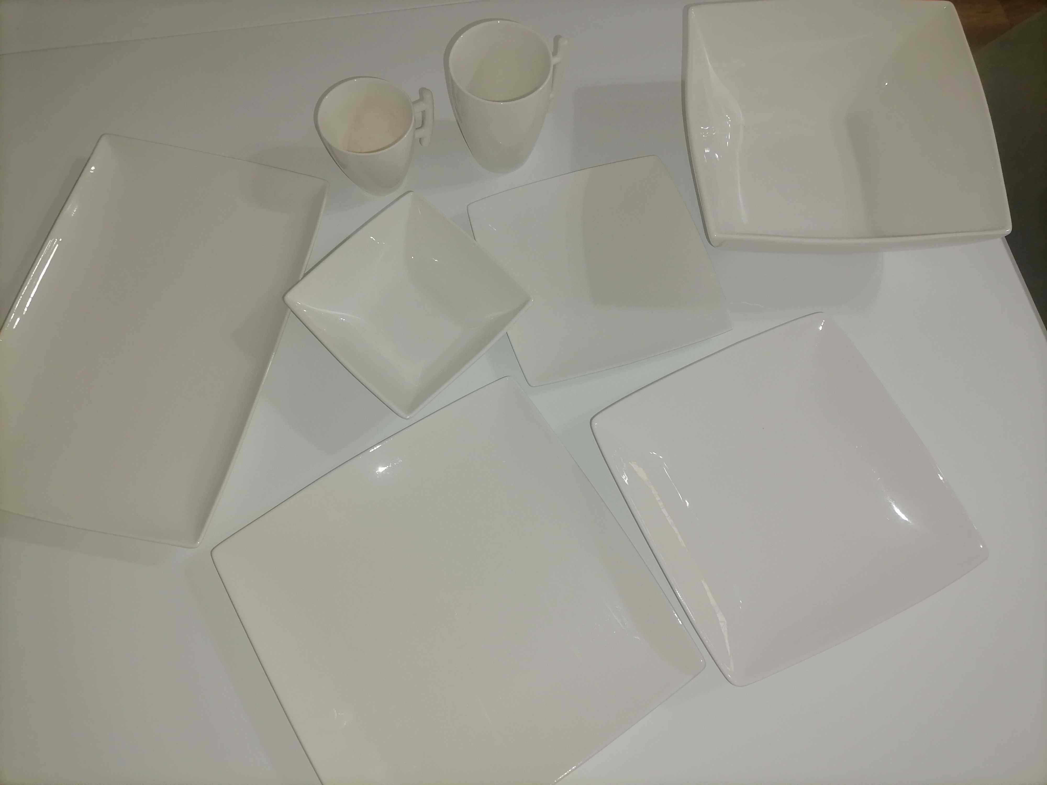 Serviço de Mesa Branco completo