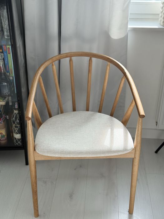 Krzesło drewniane dąb jasne obicie idealne modne loft