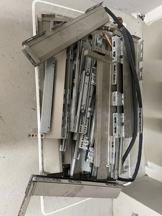 Prowadnice do szuflad Hettich