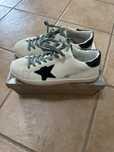 Golden Goose Novas