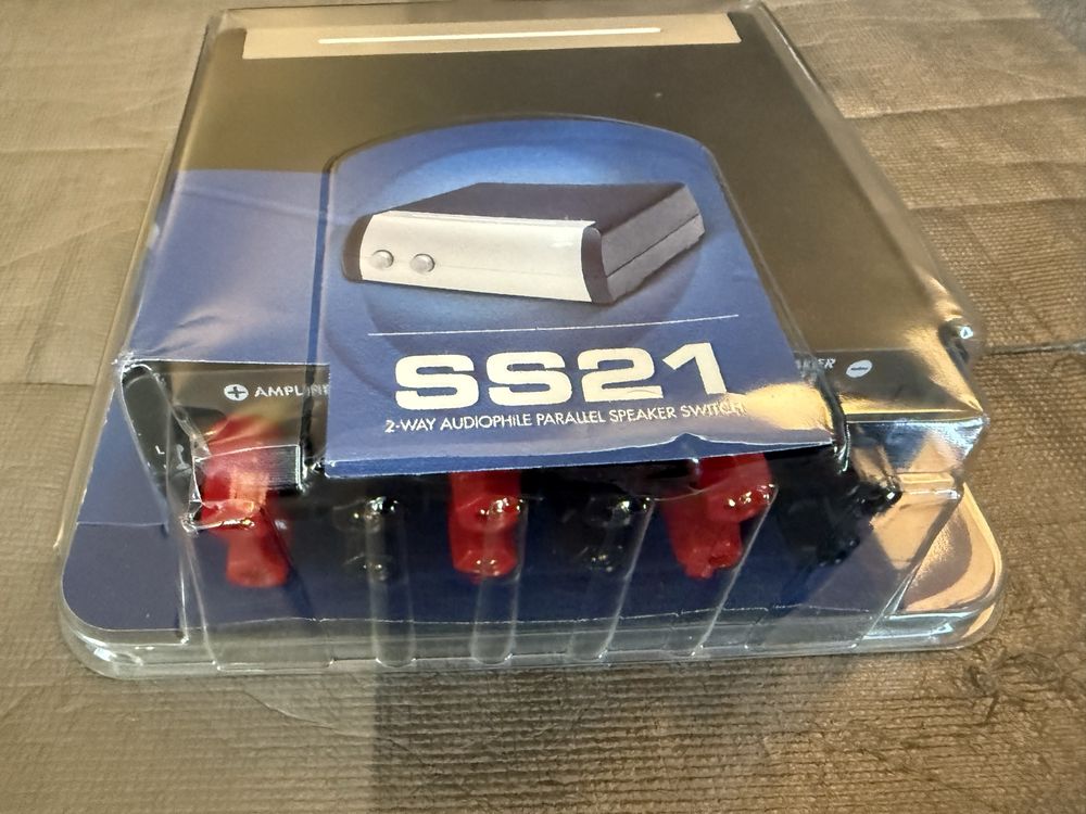 Cabos QED Performance J2J, XT40i, speaker Switcher SS21, Kimber  Kable