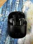 Jbl 225 TWS kostka ładująca