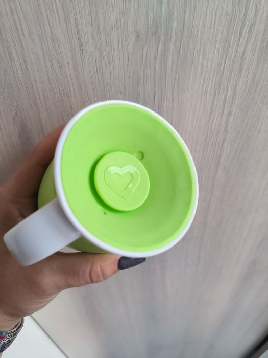Чашка-непроливайка Munchkin Miracle 360 Trainer Cup с ручками, від 6 м