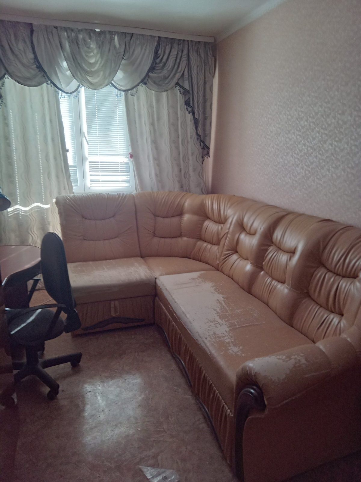 Сдам 2х.комн.квартиру на Лесном