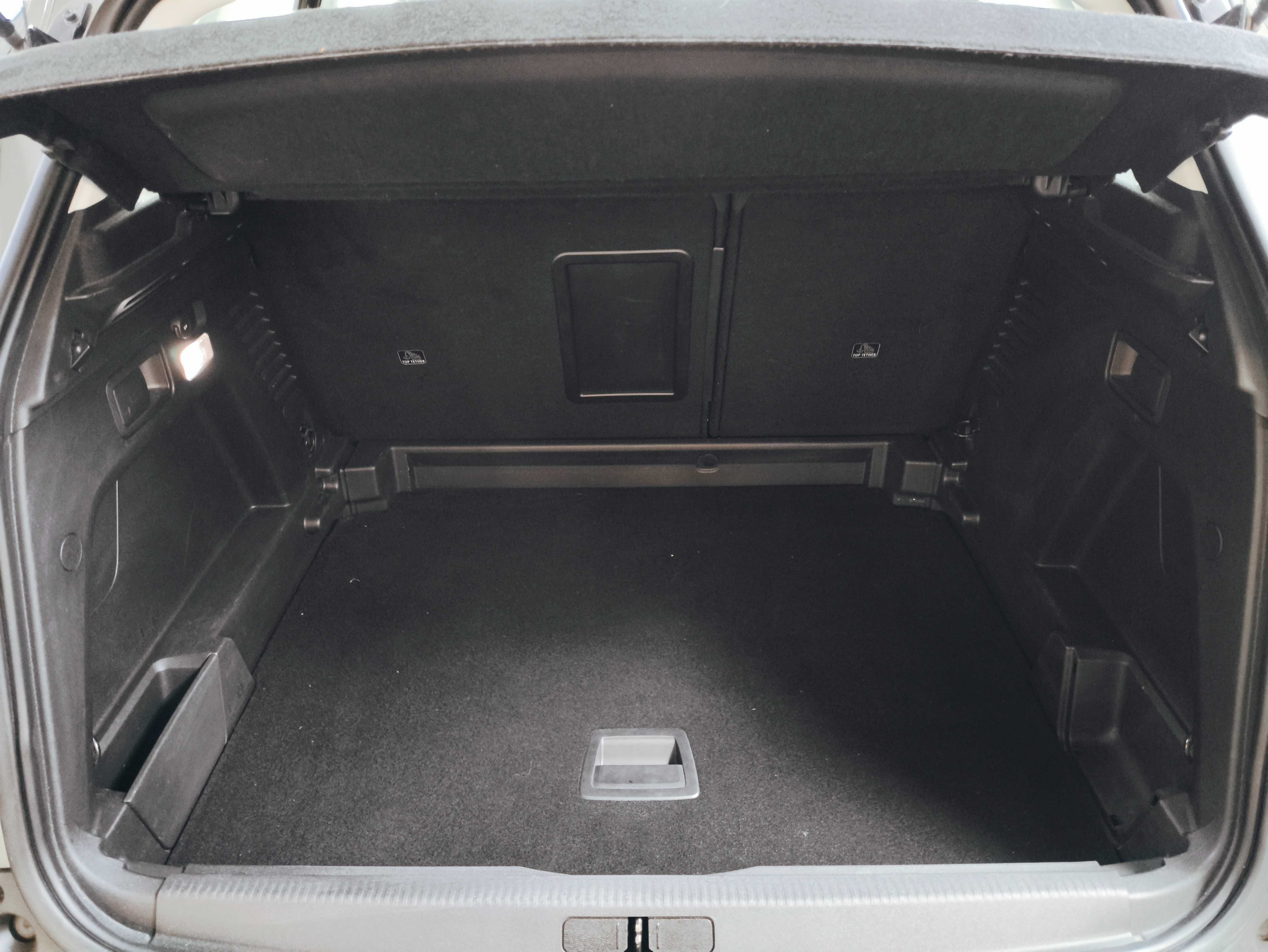 Peugeot 3008 1.6 Diesel Automático