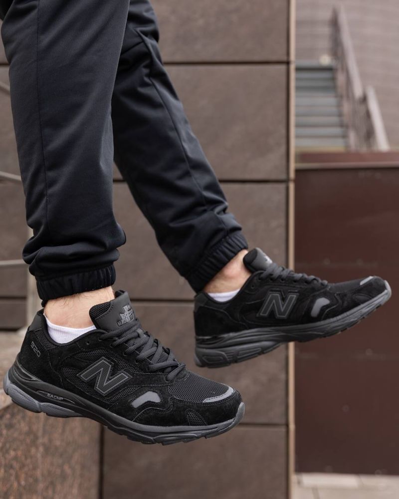 Зручне взуття New Balance 920 Triple Black