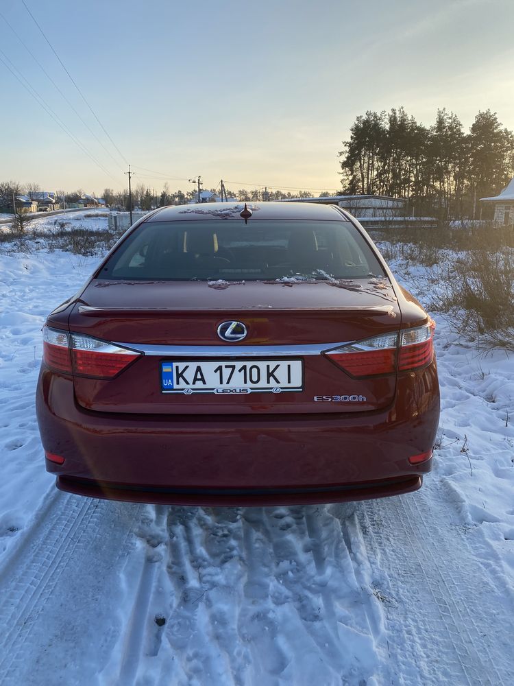 Lexus ES Hybrid состояние идеал