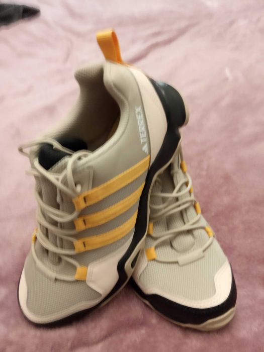 Кроссовки женские Terrex Adidas 36 р       Реальный  Т О Р Г