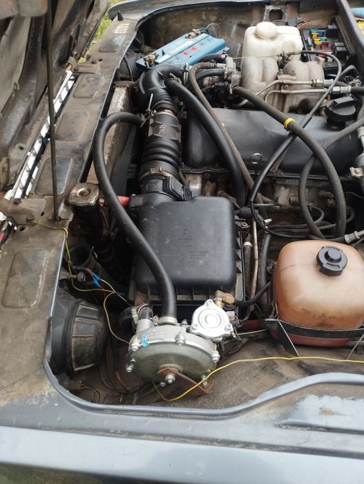 Продається автомобіль, перший власник.