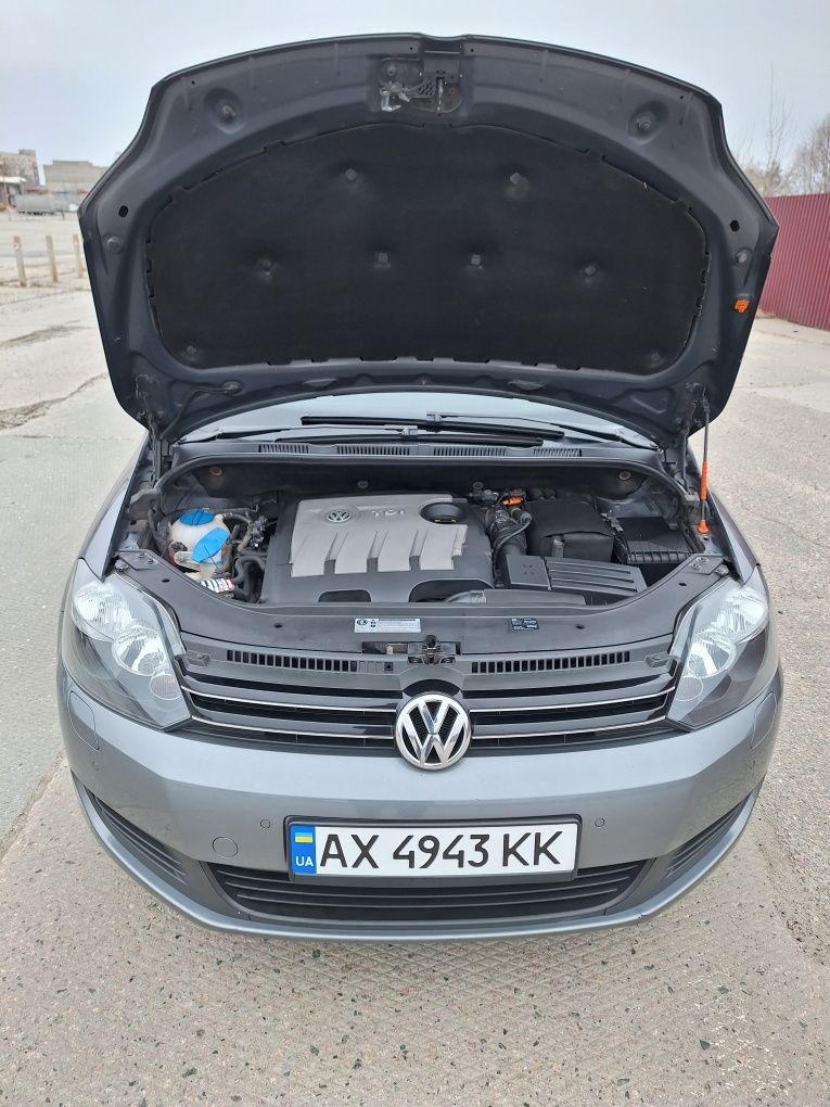 Volkswagen Golf Plus
2009
VІ покоління/Тур 1КР
к.c.) + Base
1.6 tDImт