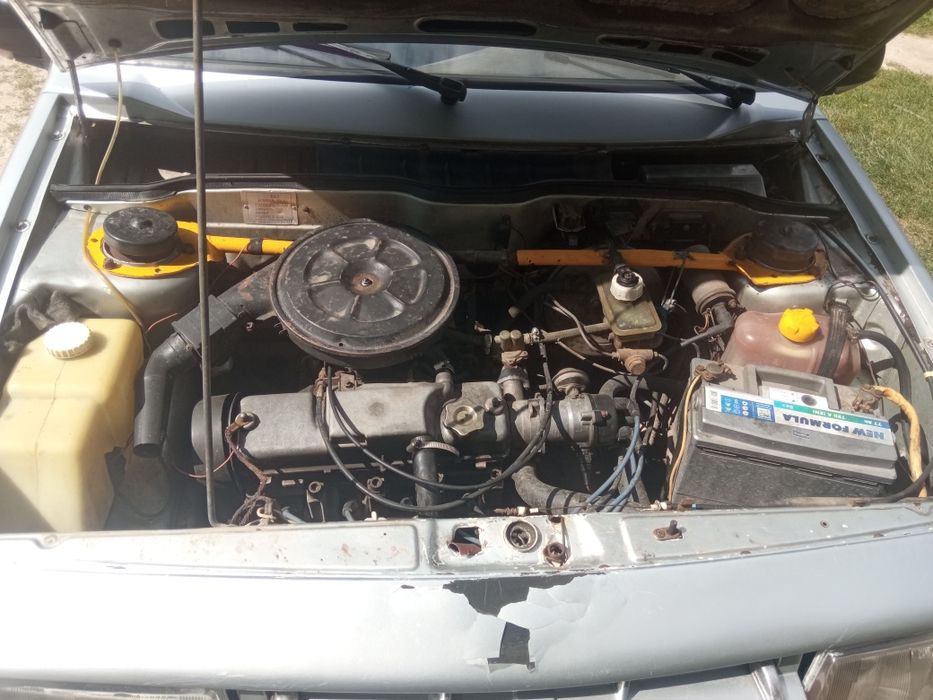 Продам ваз 2108 на полном ходу, машина ездит каждый день