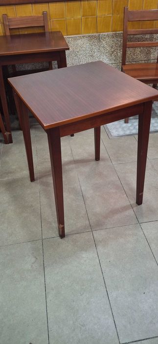 Mesa robusta de madeira verdadeira 60x60