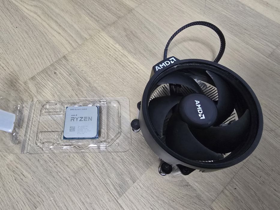 Продається amd ryzen 3600x+кулер