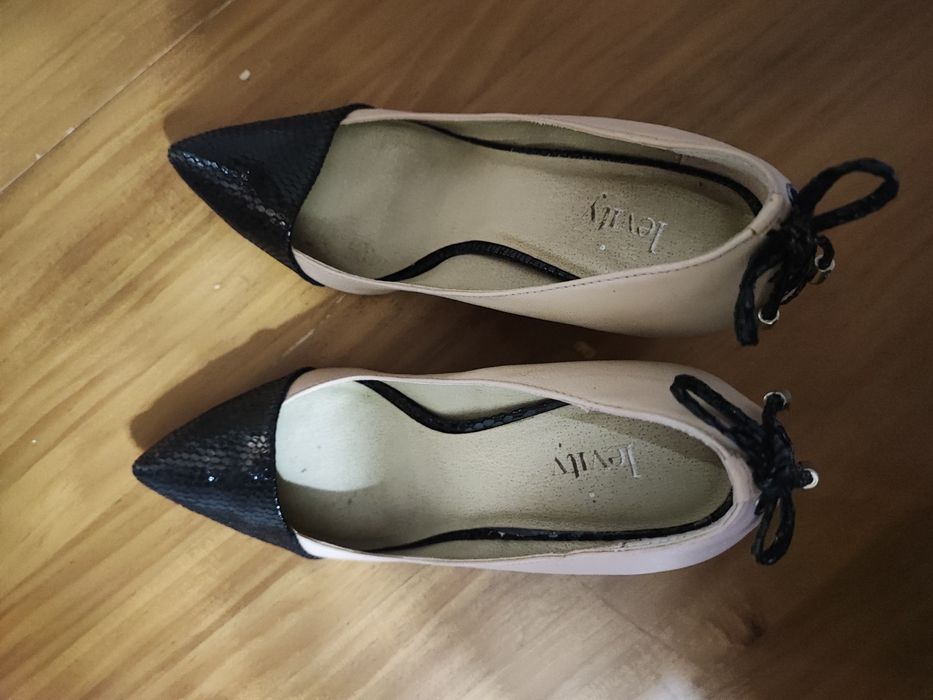 Sapatos salto agulha