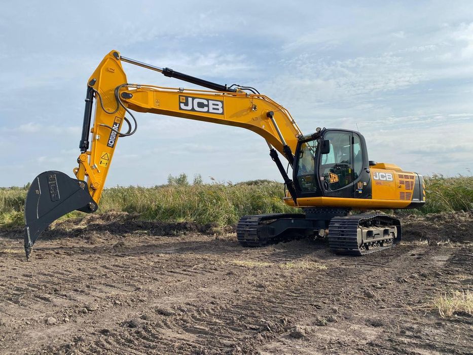 Оренда екскаватора JCB 3cx Гідромолот,бур