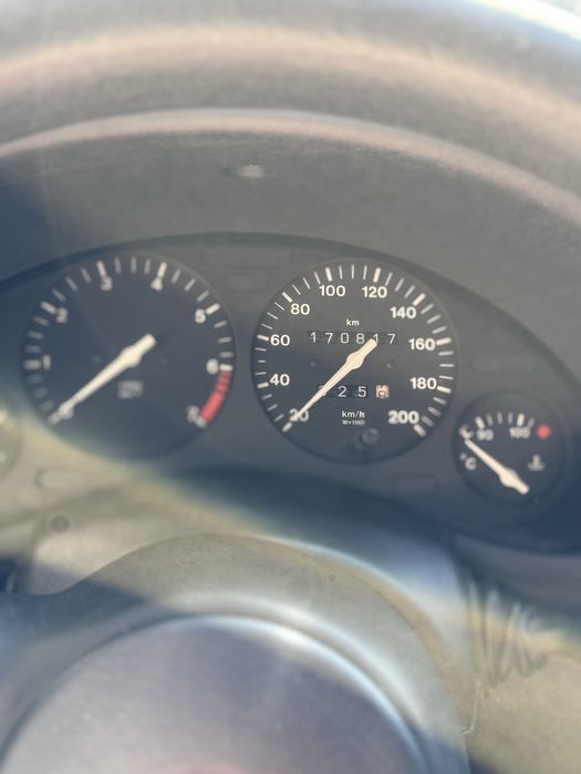 Opel   Corsa  b