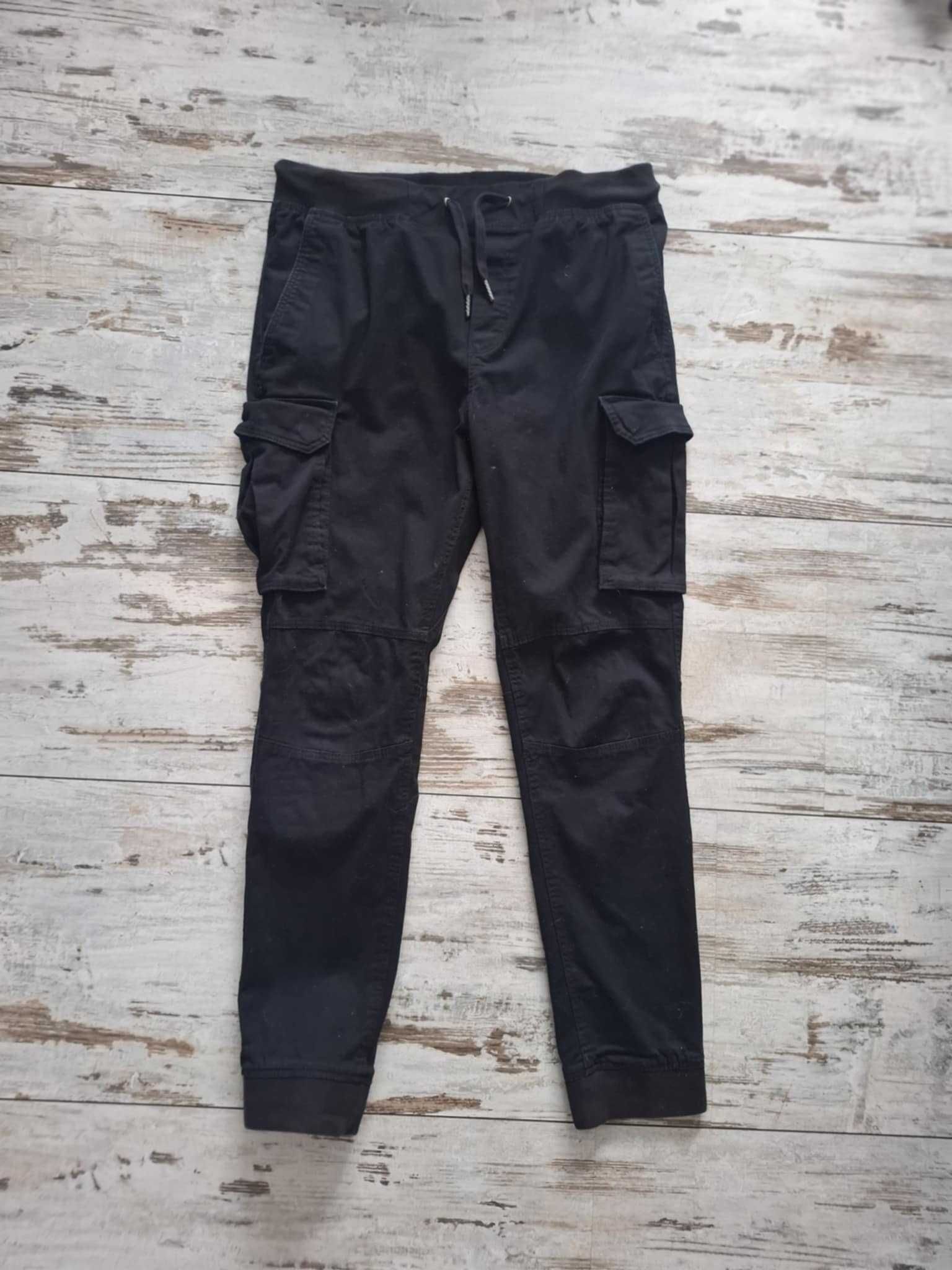 Czarne spodnie H&M
