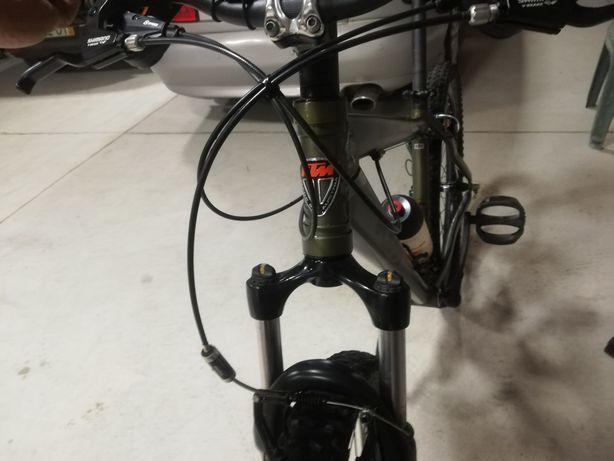 Bicicleta KTM para btt