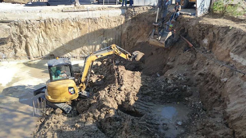 Послуги, ЕКСКАВАТОРА, трактора, Оренда, Міні Екскаватора, БОБКАТ