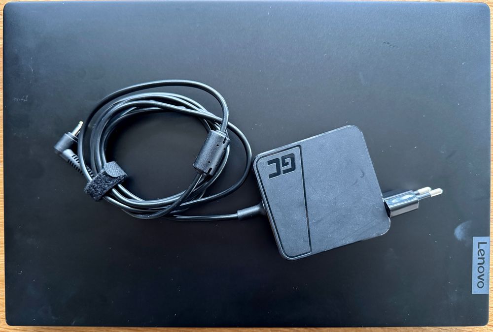 Lenovo IdeaPad S340-15IIL – bardzo dobry stan, mało używany