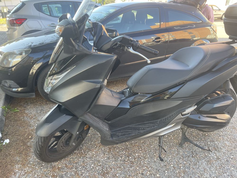 Honda forza 125 nss