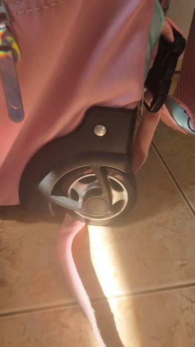Mochila escolar com trolley