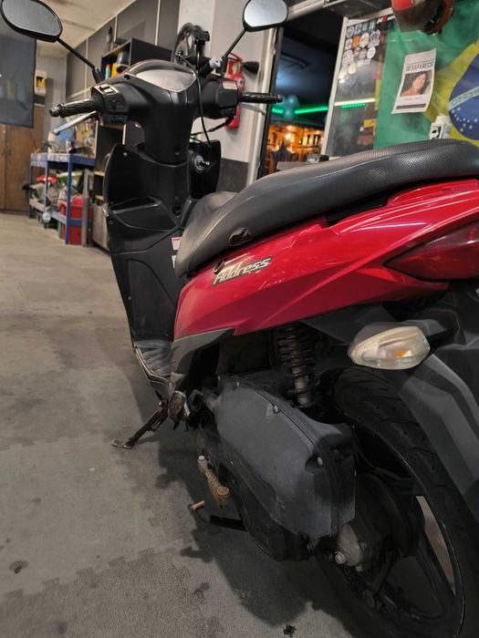 Vendo ou troco Suzuki Adress