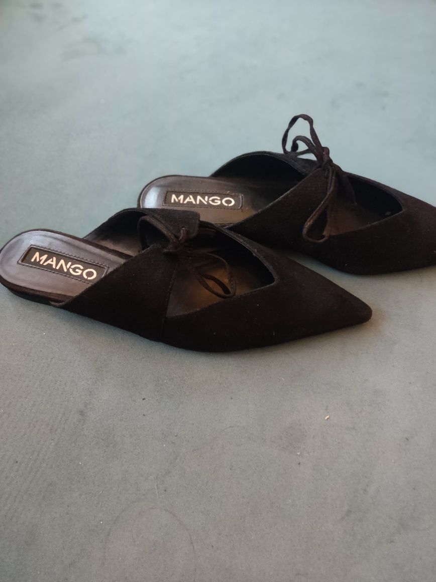 Klapki zamszowe MANGO