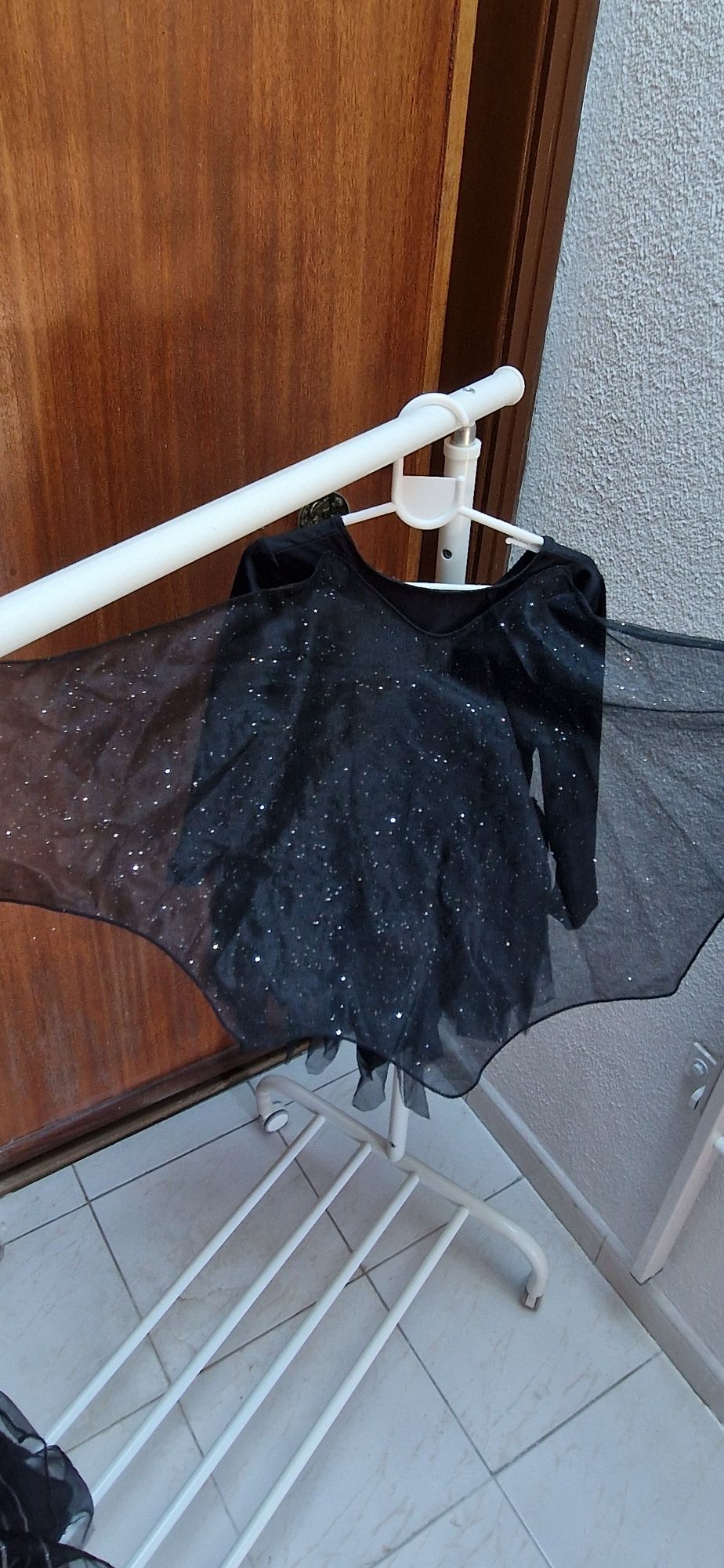 Máscara de gato preto