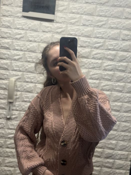 Рожевий кардиган жіночий