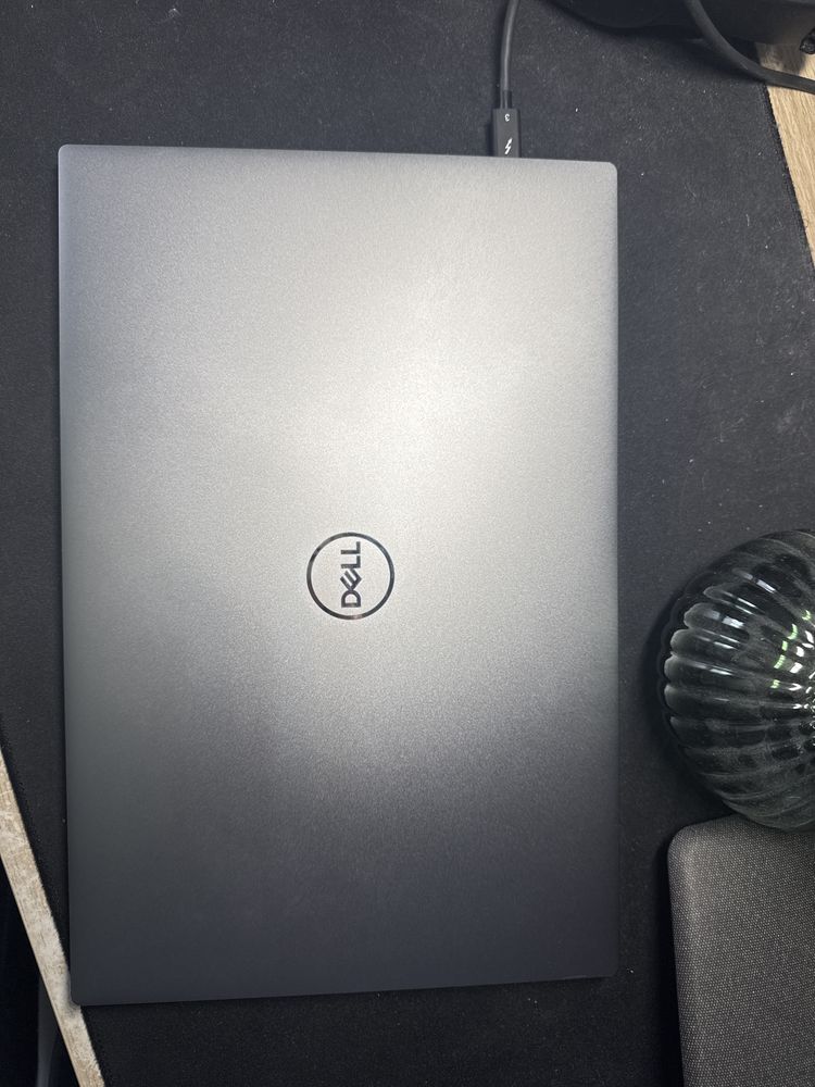 Dell Precision 5550 QWERTZ 32GB, 1TB kompletny zestaw