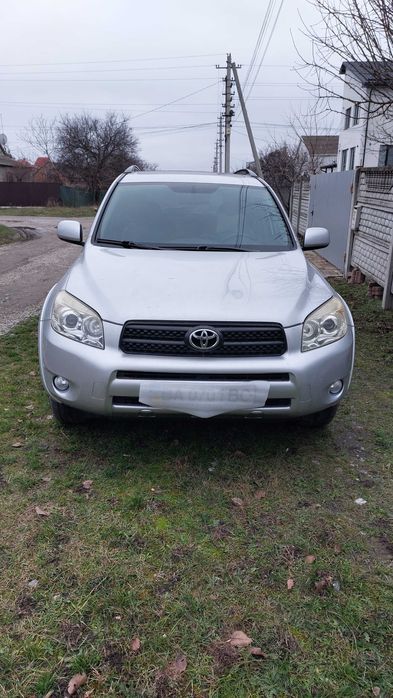 Toyota RAV - 4 лонг 2006 рік газ-бензин