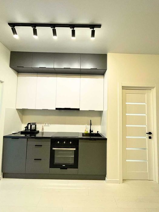 Панорама моря -Продажа 2-комнатной в ЖК Эллада-I с ремонтом и мебелью