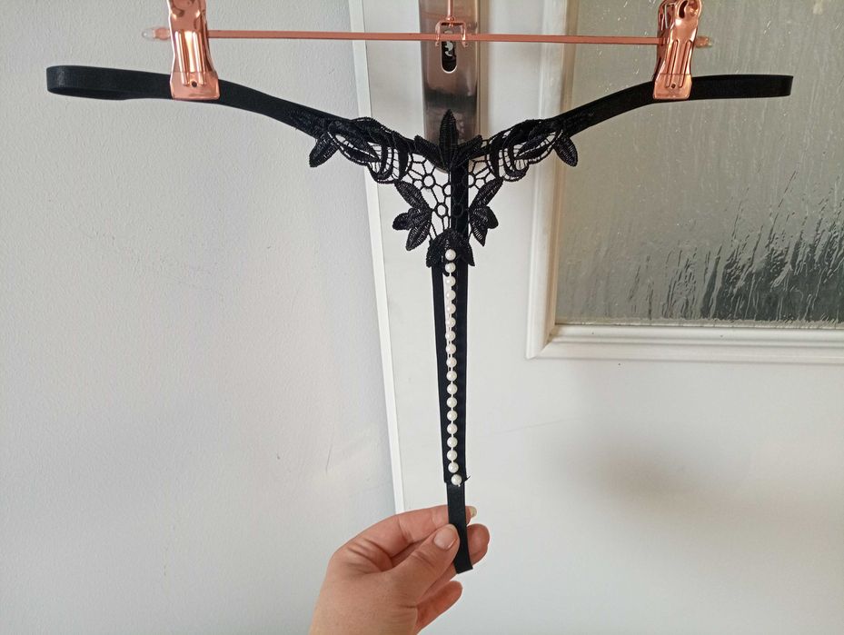 Stringi z perełkami,XL