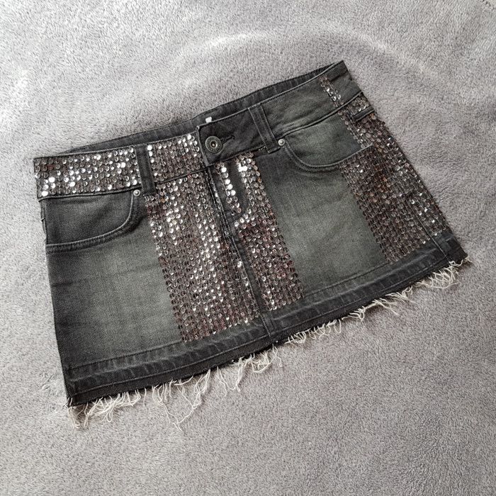 mini spodniczka jeans cekiny